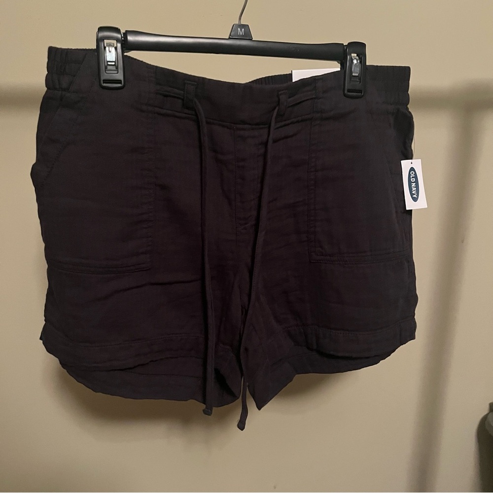 L Old Navy Women’s Shorts, NWT